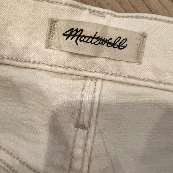 NWT Madewell straight in vintage 
Crème colored 
Size 29 - Picture 4 of 7